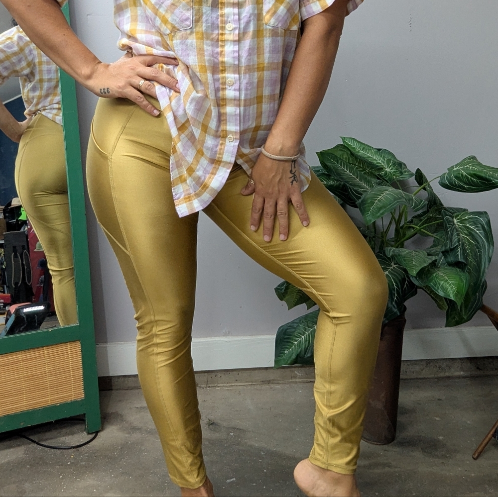 Fabletics NWT Gold Athletic Leggings
